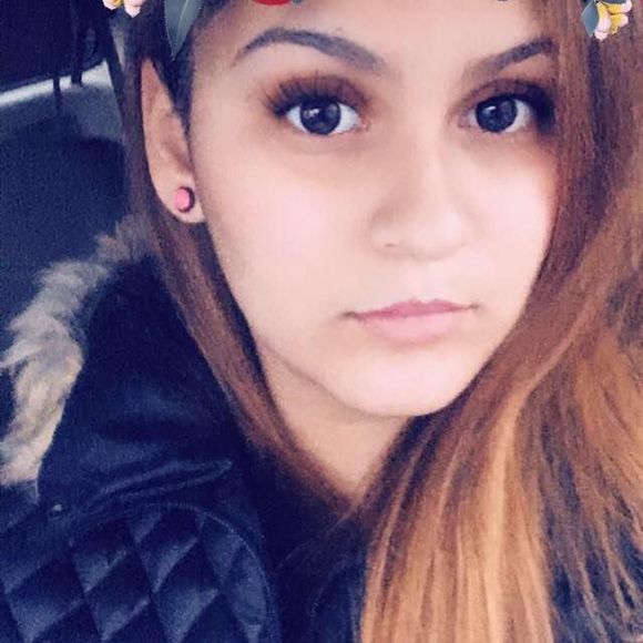 Meet your Posher, Tabitha - Picture 1 of 1